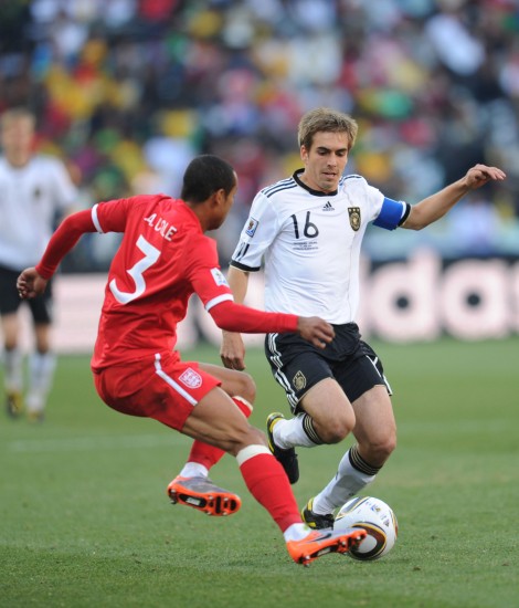 开云体育视频直播-英格兰队翻盘德国队，马龙惊艳四座