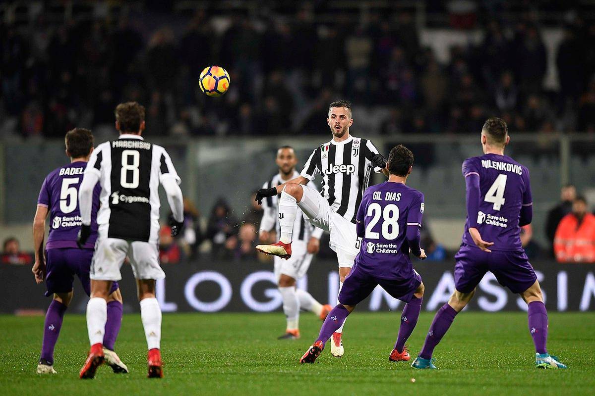 开云官方app入口-尤文图斯边锋突破带动球队攻势